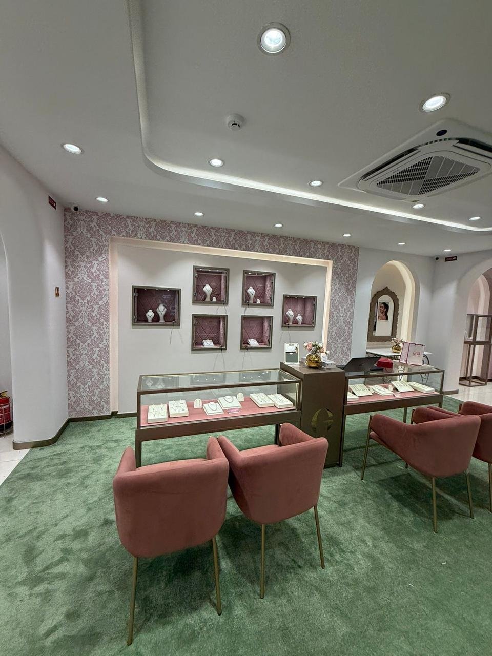 Giva luxury jewellery — photo 3