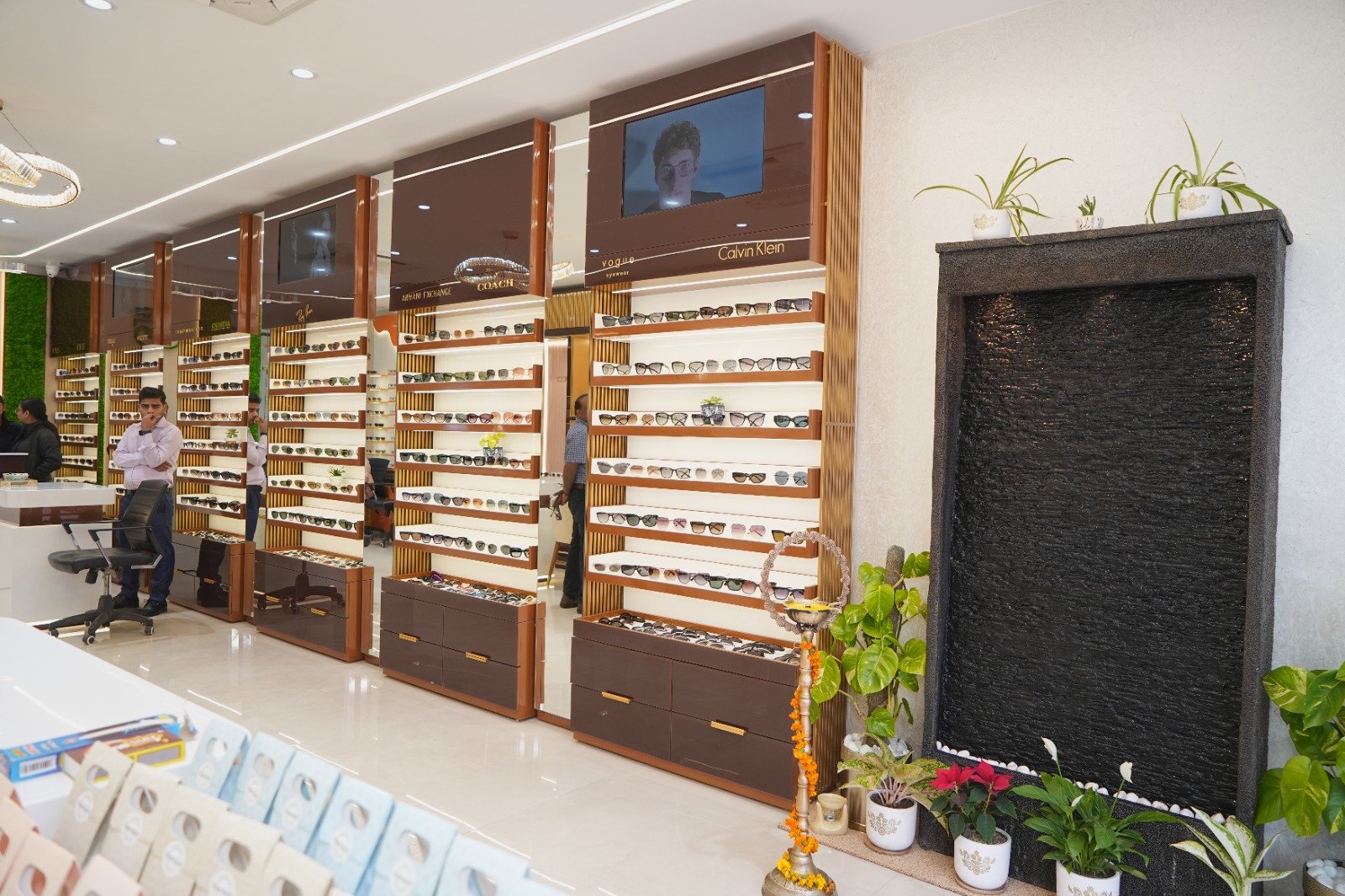 Nagpal Opticians eyewear & optical retail — photo 9