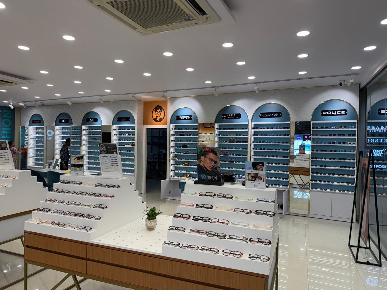 Optisch eyewear & optical retail — photo 4