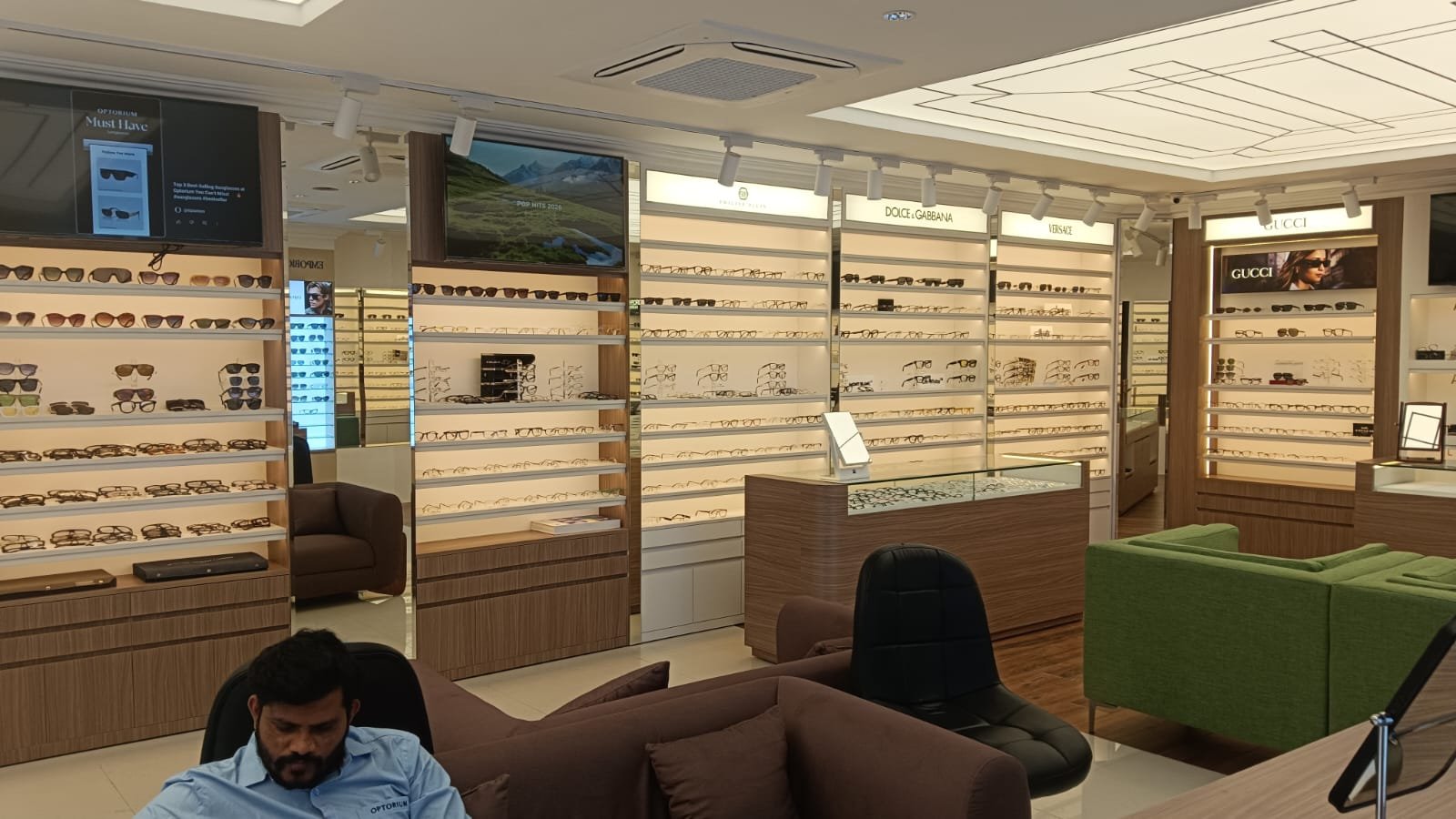 Optorium eyewear & optical retail — photo 9