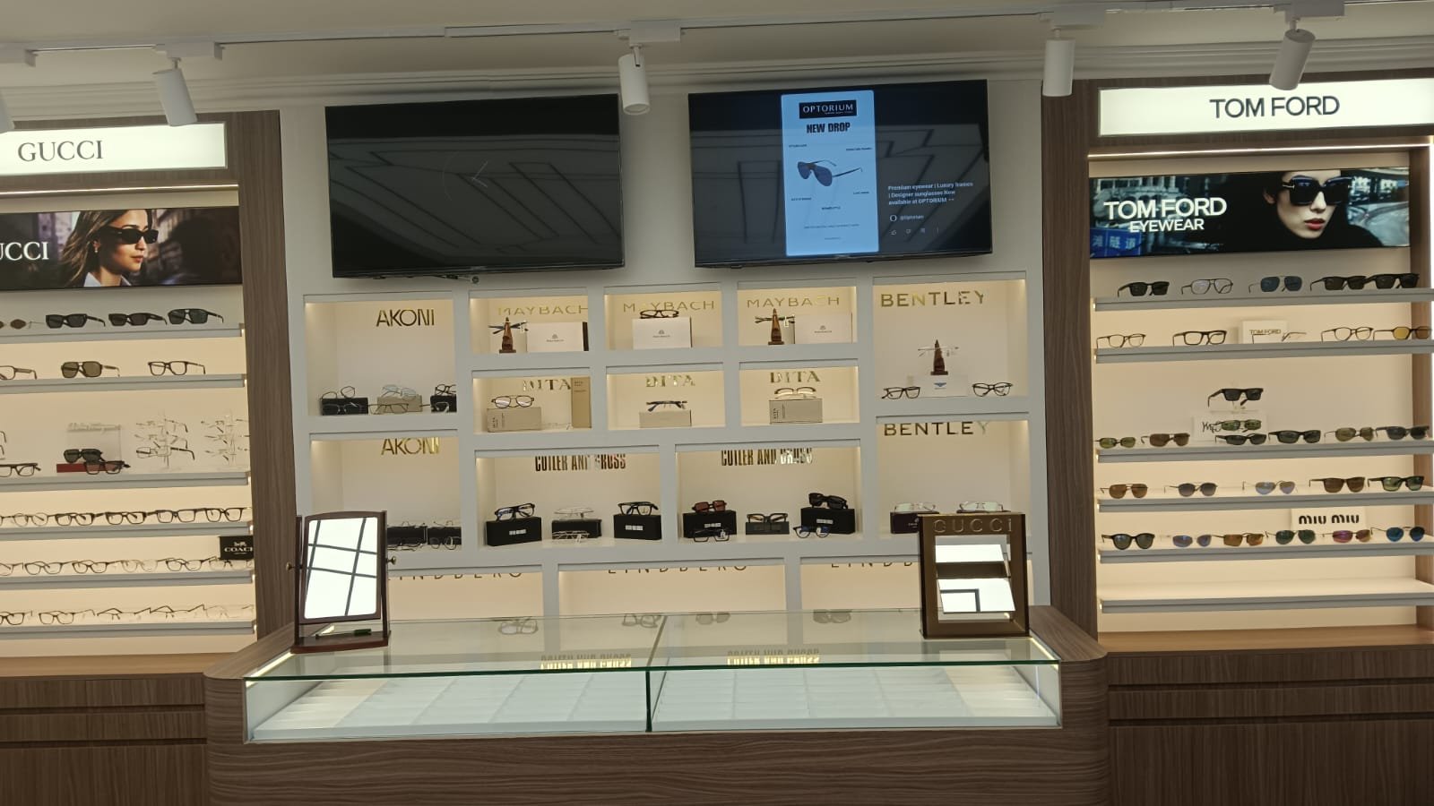 Optorium eyewear & optical retail — photo 13